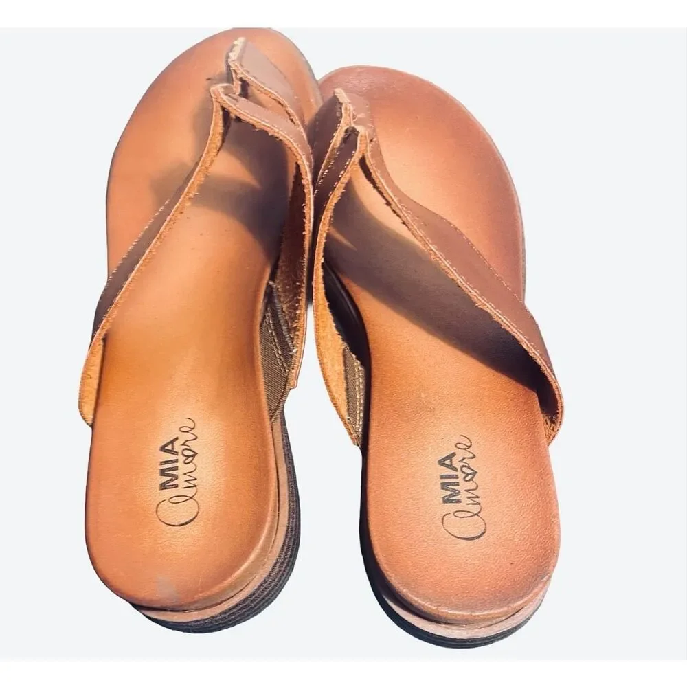 MIA Leather Cognac Sandals NWOB - Picture 3 of 6